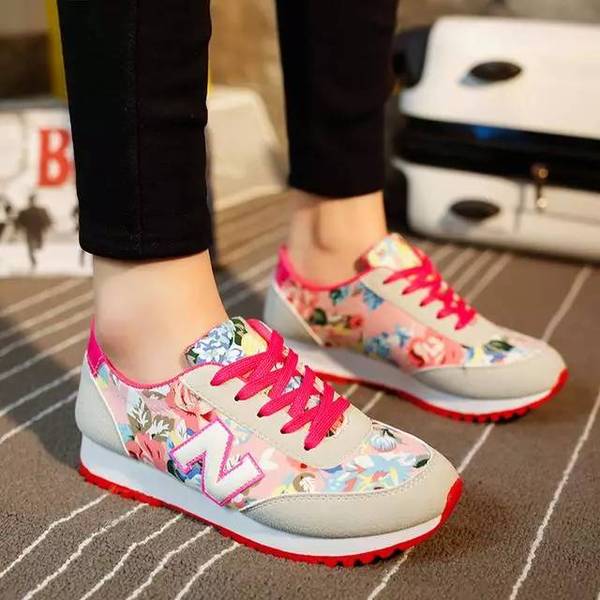 鞋子推荐学生党耐穿防脚臭,春季透气不臭脚选什么样的鞋子