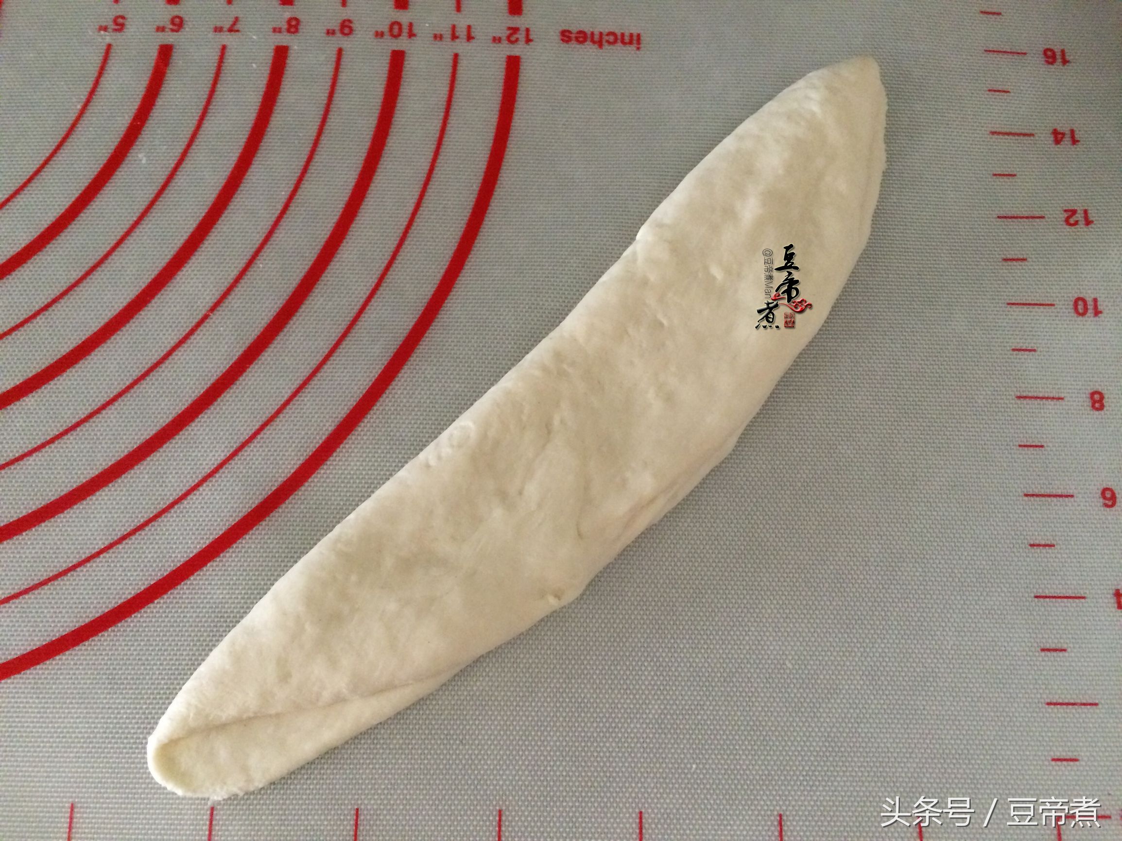 不放泡打粉怎么做出香脆的白吉馍,白吉馍的饼没有泡打粉加小苏打