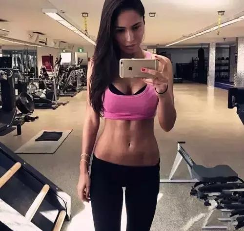 婢虫床椹敳绾垮コ鐜嬬粌鑵硅倢,鍥藉瓒呯伀鐨勮吂鑲岄┈鐢茬嚎璁粌鏂规硶