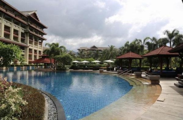 如何能选择性价比最高的亚龙湾酒店