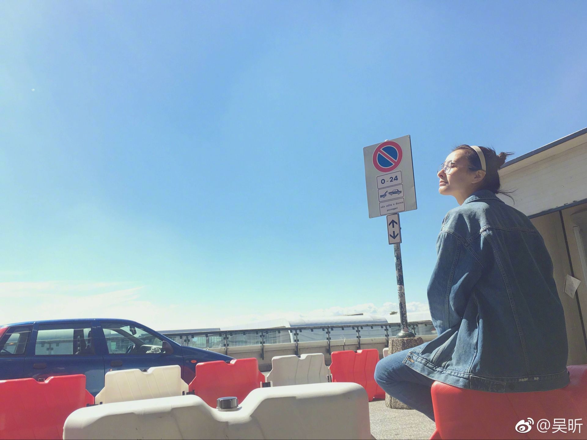 吴昕晒照,吴昕街拍照