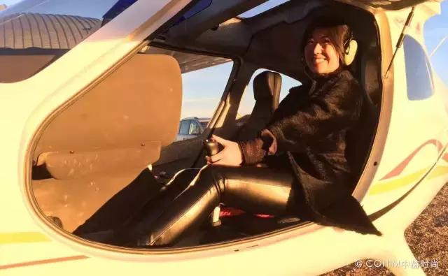 爱笑高颜能赚钱，创立同名品牌的千万级代购才是好买手