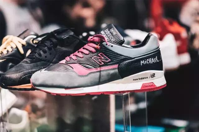 一双鞋子都买不起,一双鞋子都买不起来