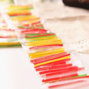 80后90后以前小时候吃的零食,广东80年代的童年回忆零食