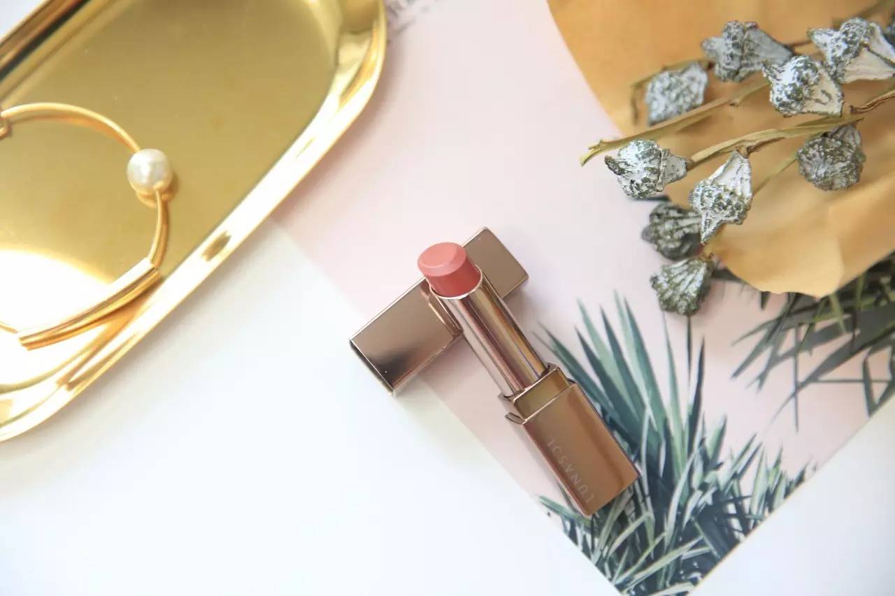 清新淡雅甜美妆,温柔知性淑女妆