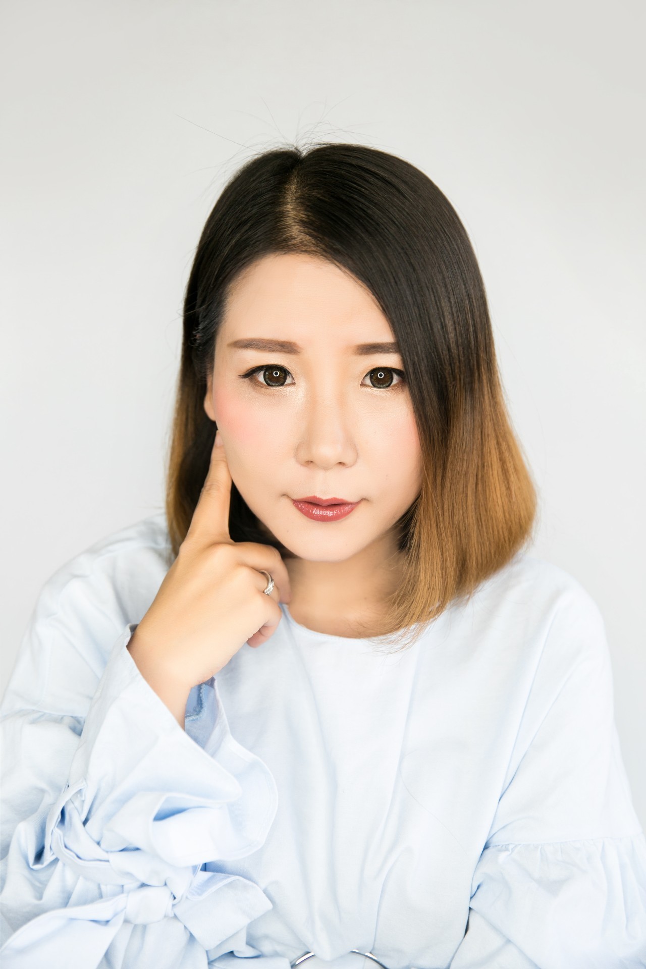 清新淡雅甜美妆,温柔知性淑女妆