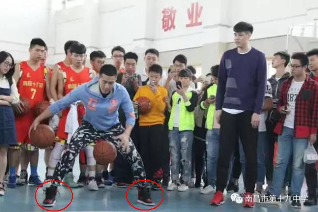 郭艾伦成为亚洲第一位签约aj,郭艾伦大侄子变小孩子