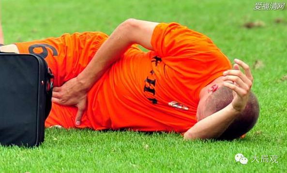 最新梅方受伤视频,梅方足球最新消息