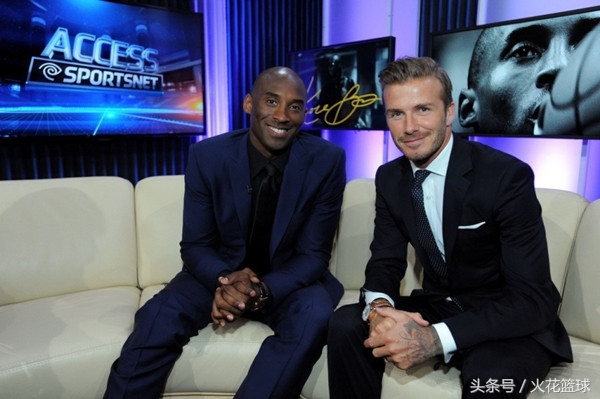 球星跨界珍贵合影，姚明羞涩，科比横跨娱乐拳坛，最后三张好心酸