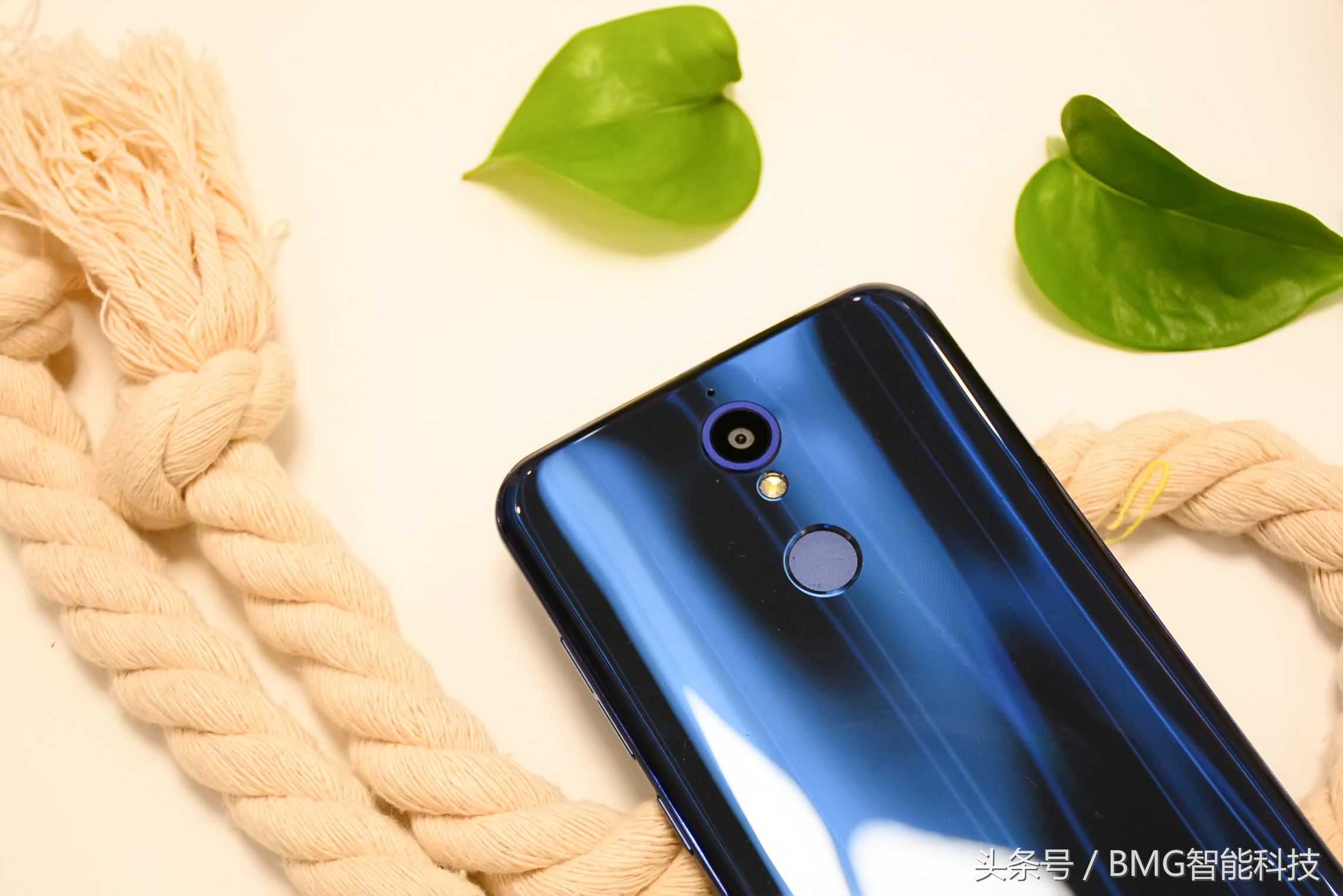 ivviK5裸眼3D手机深度评测：岂止裸眼3D？别的也不赖