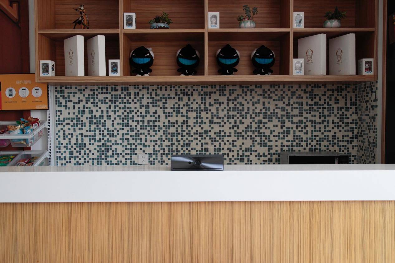 微鲸变维打击小米乐视：私人移动影院，一秒自动变焦