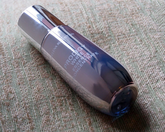 在这个看脸的社会，不白怎么行？献上最完整的美白干货来对抗热浪