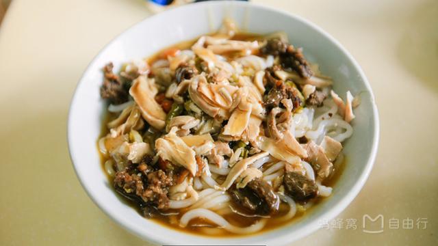 来三亚吃什么美食,来三亚吃海鲜的说说