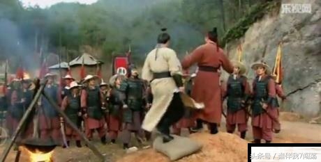 搞笑穿帮：胡歌主演的神话中有人在烧纸，汉朝的蔡伦哭晕在厕所！