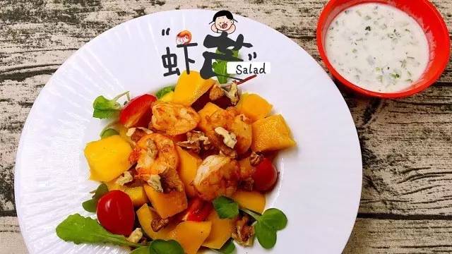 虾黄瓜苹果牛油果拌沙拉,芒果虾酱沙拉