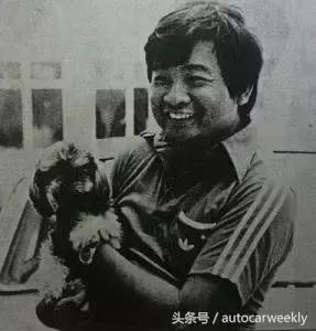 娓墖閲岀殑澶т紬灏氶叿,鐢靛奖涓殑澶т紬灏氶叿