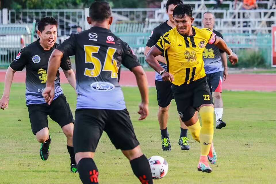 播求高扫踢完整视频,播求拿出所有钱赌一龙三番战视频