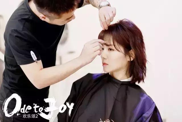 欢乐颂二小包总,欢乐颂2小包总向安迪求婚高甜