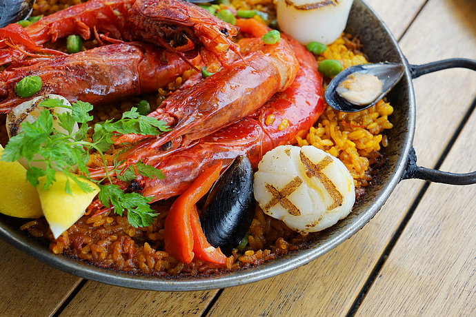 卷福为之神伤的中国密码，你可以在香港茶餐厅中解密