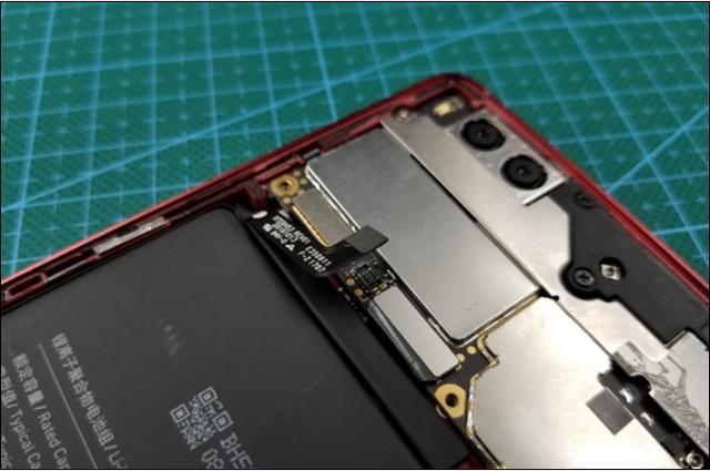 锤子坚果pro拆解图,锤子坚果pro手机拆解