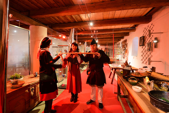 慢行克恩顿，浪回中世纪