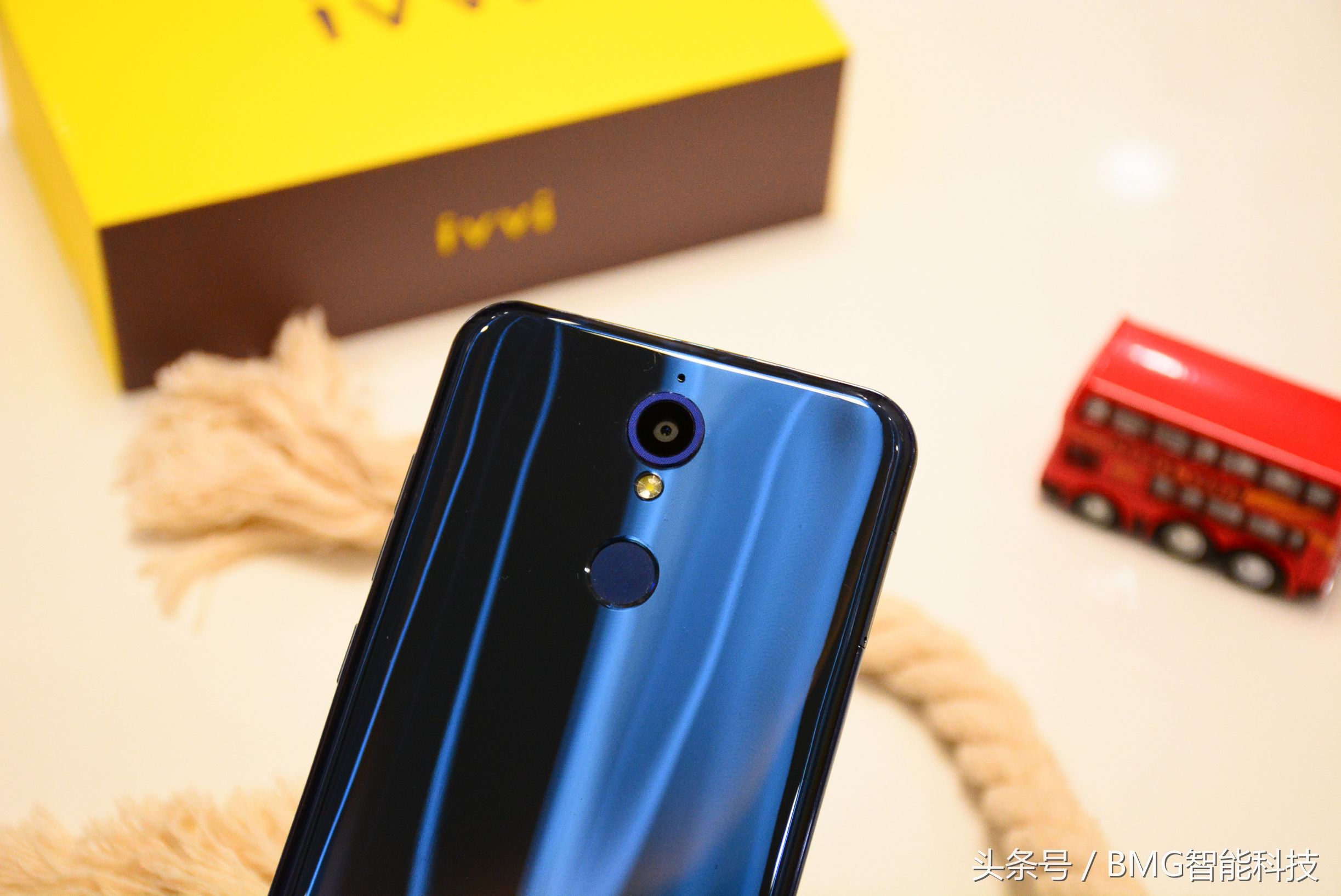 ivviK5裸眼3D手机深度评测：岂止裸眼3D？别的也不赖