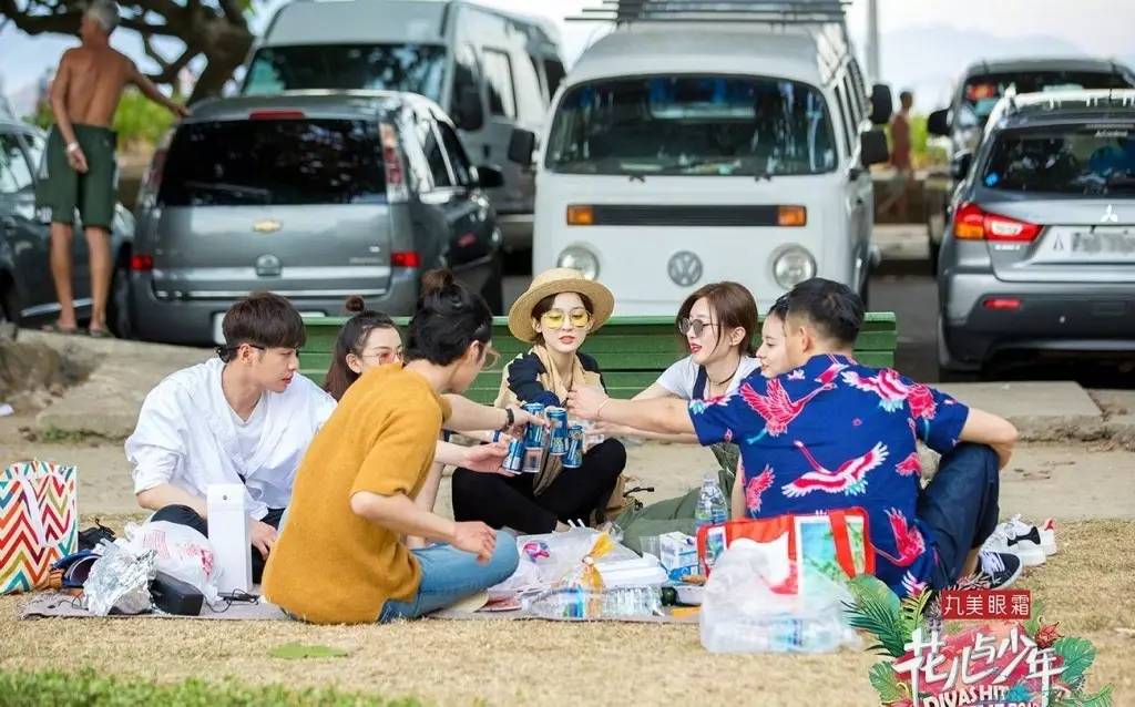 江疏影娜扎现场互相吐槽猝不及防,娜扎井柏然花少