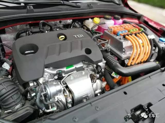 荣威ei6插电混合多少钱,荣威ei6插电车油耗