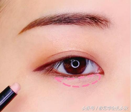 女儿波波头刘海怎么扎起来好看,波波头发型怎么把前面头发扎起来