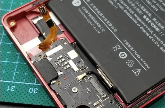 锤子坚果pro拆解图,锤子坚果pro手机拆解