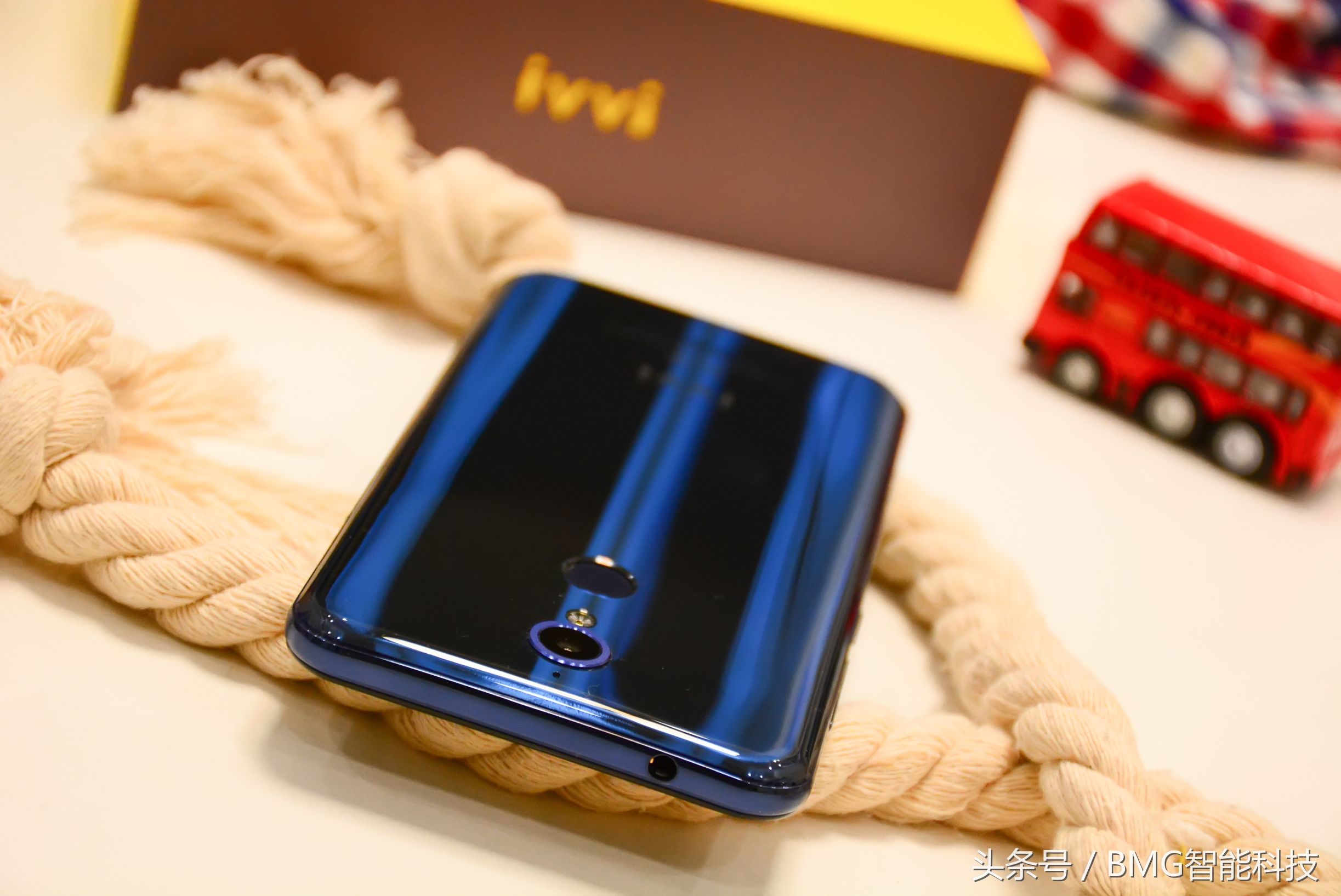 ivviK5裸眼3D手机深度评测：岂止裸眼3D？别的也不赖