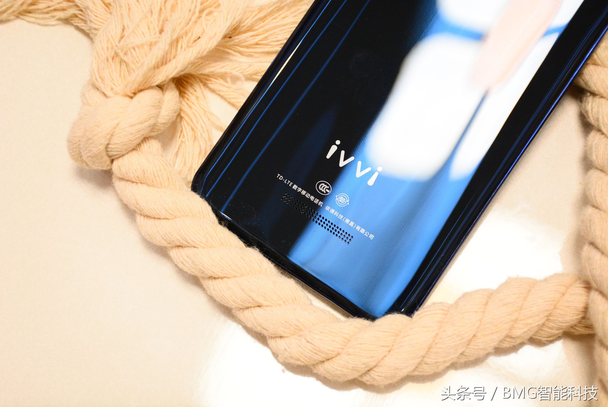 ivviK5裸眼3D手机深度评测：岂止裸眼3D？别的也不赖