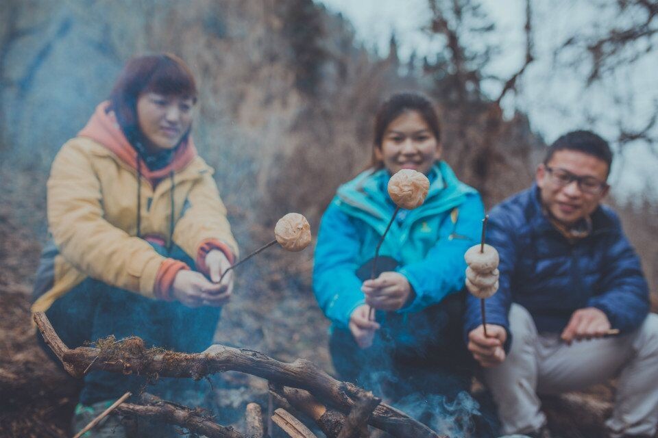 成体背包客带起包子重回甲尔猛措