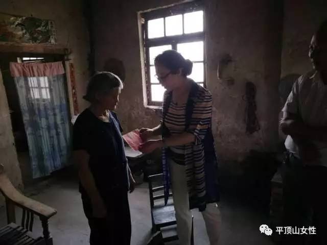 省妇联走访慰问困境儿童,妇联慰问优秀妇女