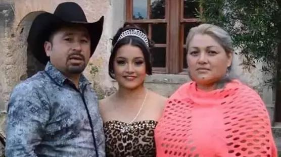 就发了一条Facebook，全国人民为她庆生