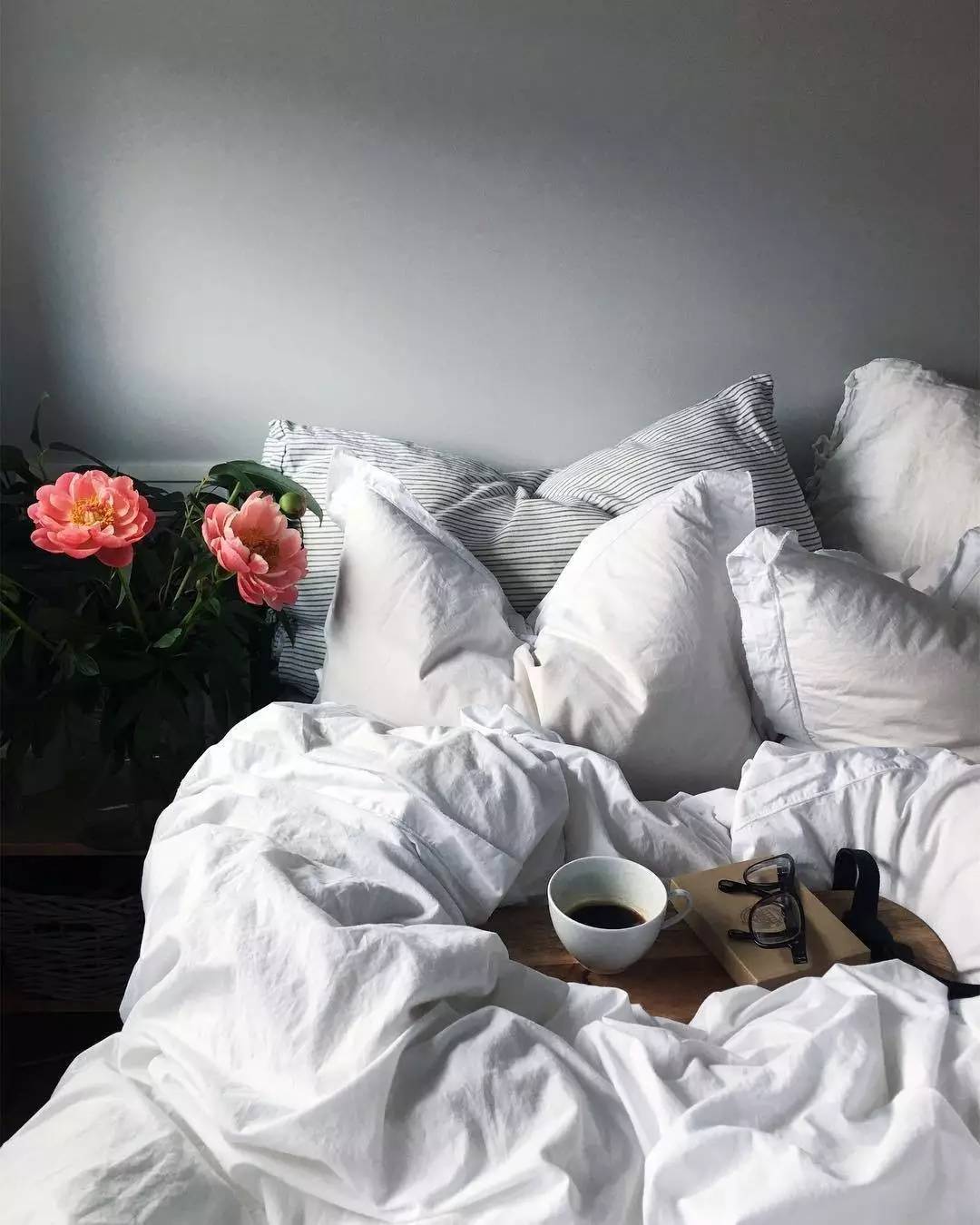 除了康乃馨还可以送母亲什么花,母亲节适合送妈妈的花康乃馨