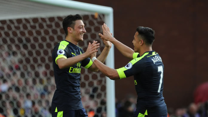 阿森纳客场1-0战胜莱斯特城,阿森纳惨败曼城