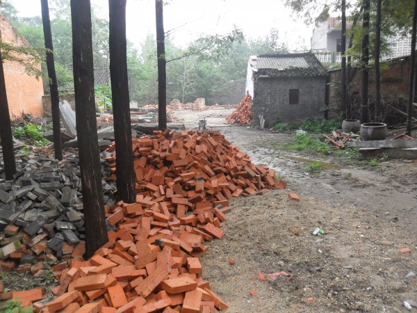 盖房的心酸和难处只有自己知道,父母盖房子的心酸感悟