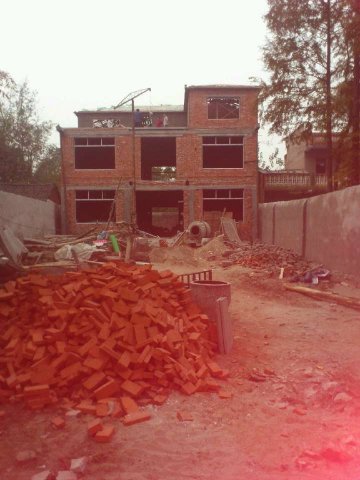 盖房的心酸和难处只有自己知道,父母盖房子的心酸感悟