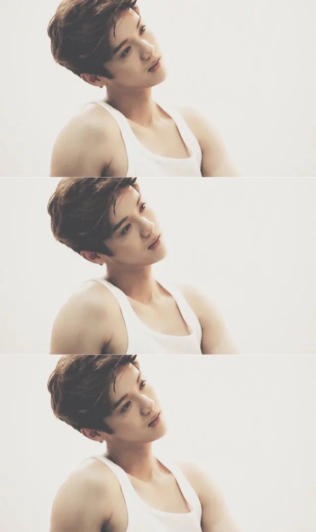 鹿晗壁纸高清全屏无水印,鹿晗最新壁纸高清无水印