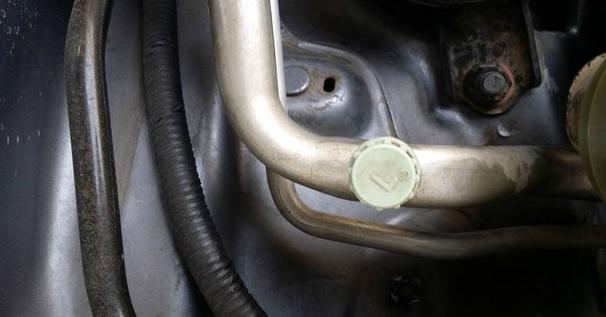 夏天来袭，自己动手让二手车也体验空调冻头