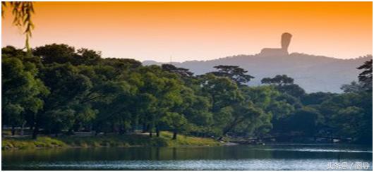 乌兰布统梦回草原原创,乌兰托娅梦回草原原唱