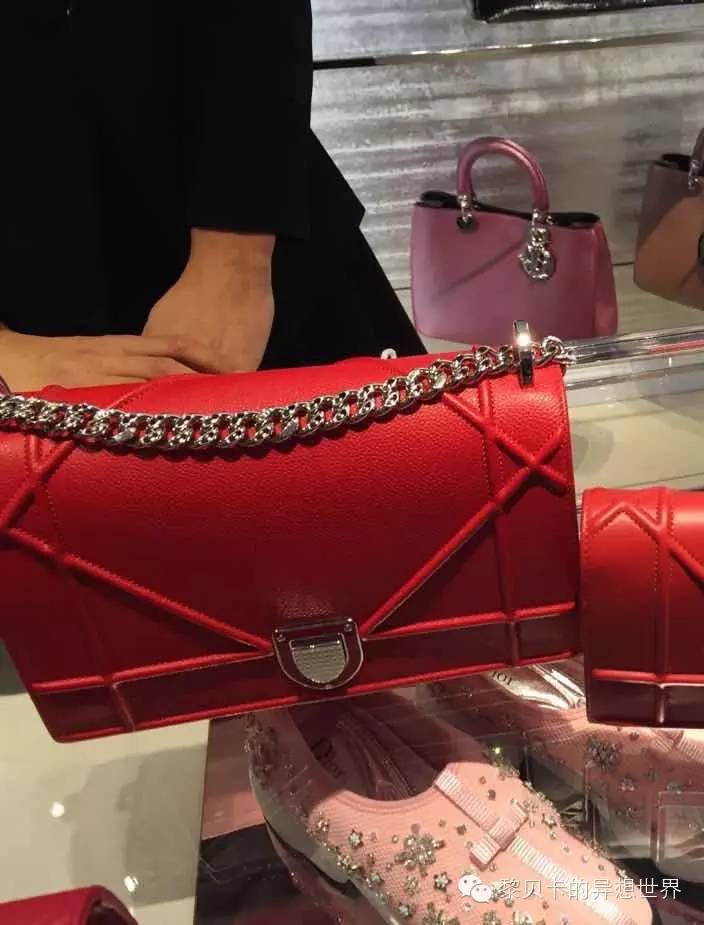 连衣裙遮肉方法,时尚优雅遮肉