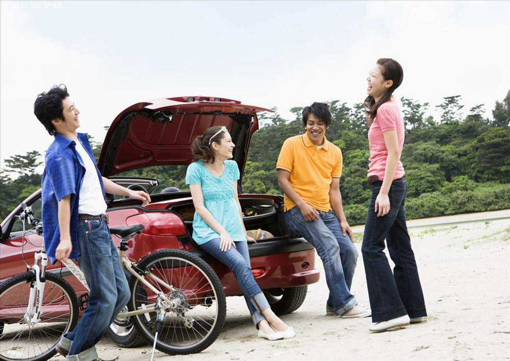 刚出来工作买奔驰,以租代购买汽车注意事项