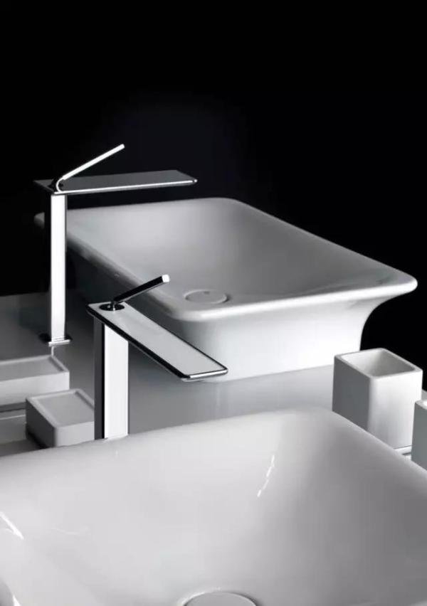 龙头要扭多紧,龙头一定要选全铜的吗