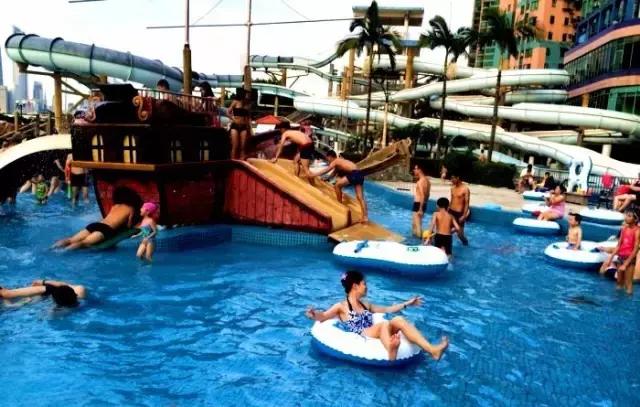 还坐什么地铁？坐上这趟最美公交，我宁愿堵成狗！