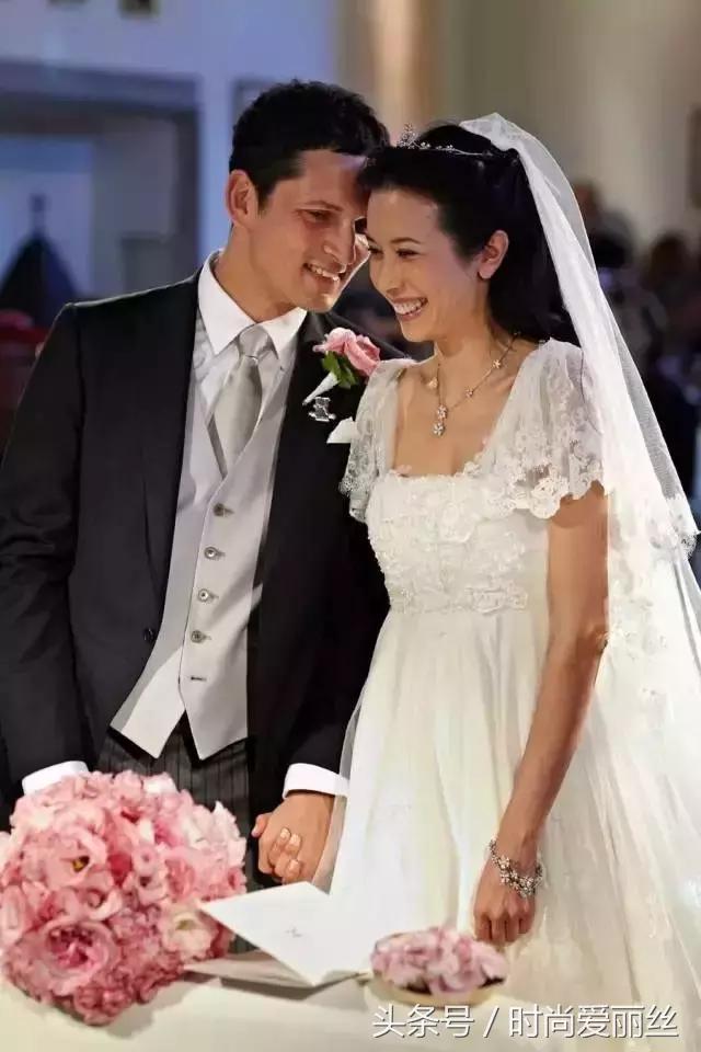 他把妹妹莫文蔚的声音做成戒指送她，定制“会说话”的告白礼物！