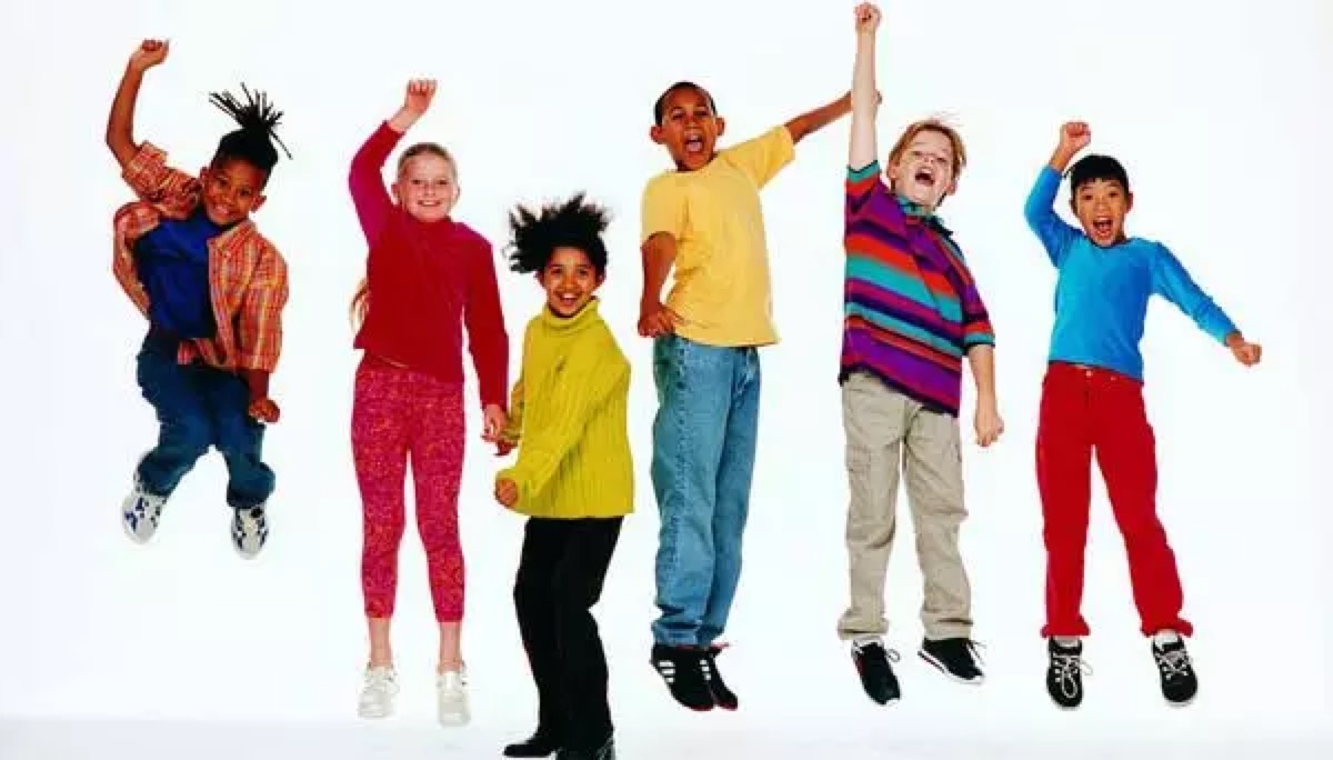 作为父母如何正确的帮助孩子长高,孩子长高的秘诀家长做好三件事