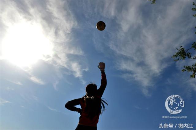 山里娃娃的足球梦原版,大山孩子足球梦