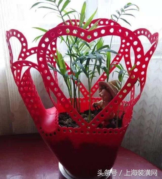 粉色洗衣液瓶子做花盆教程视频,洗衣液瓶子制作天鹅花盆方法图片